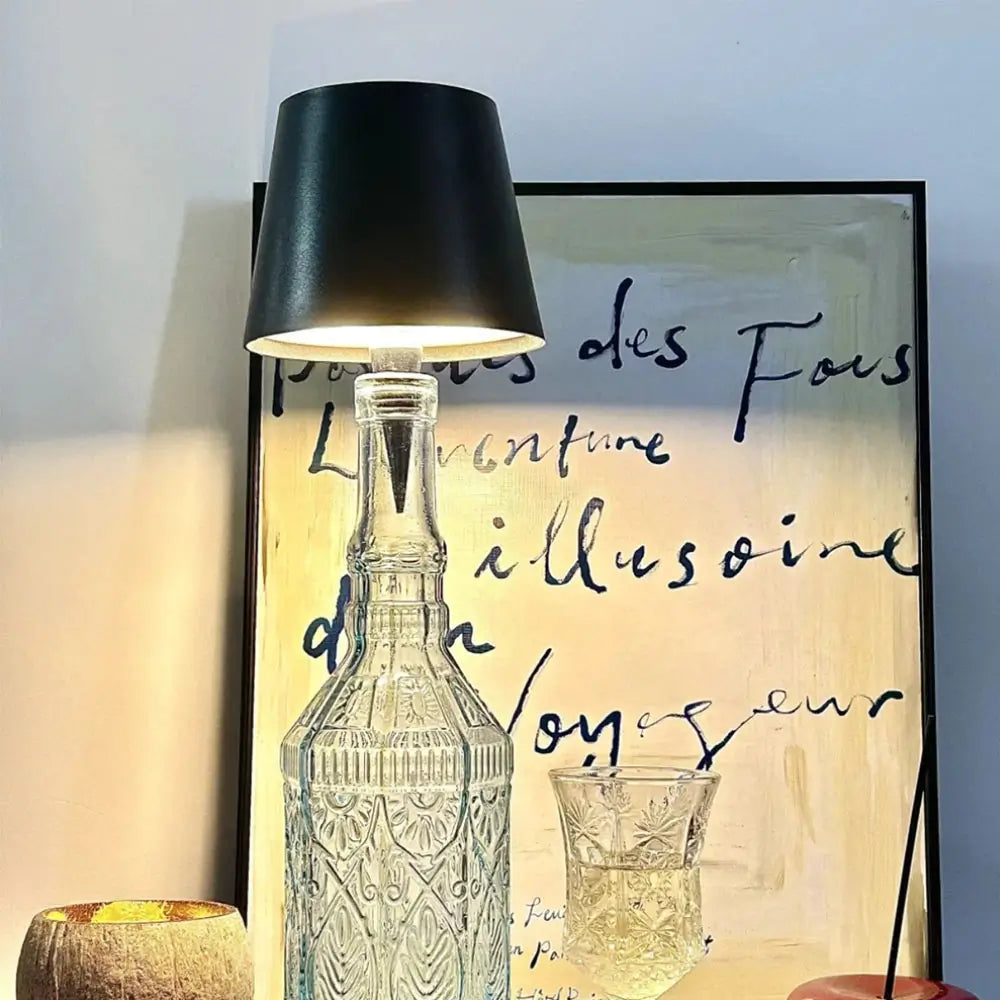 BottleGlow Deluxe - Transform elke fles in een designlamp